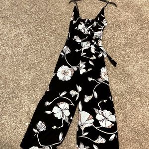 A NEW DAY black floral print midi romper size small